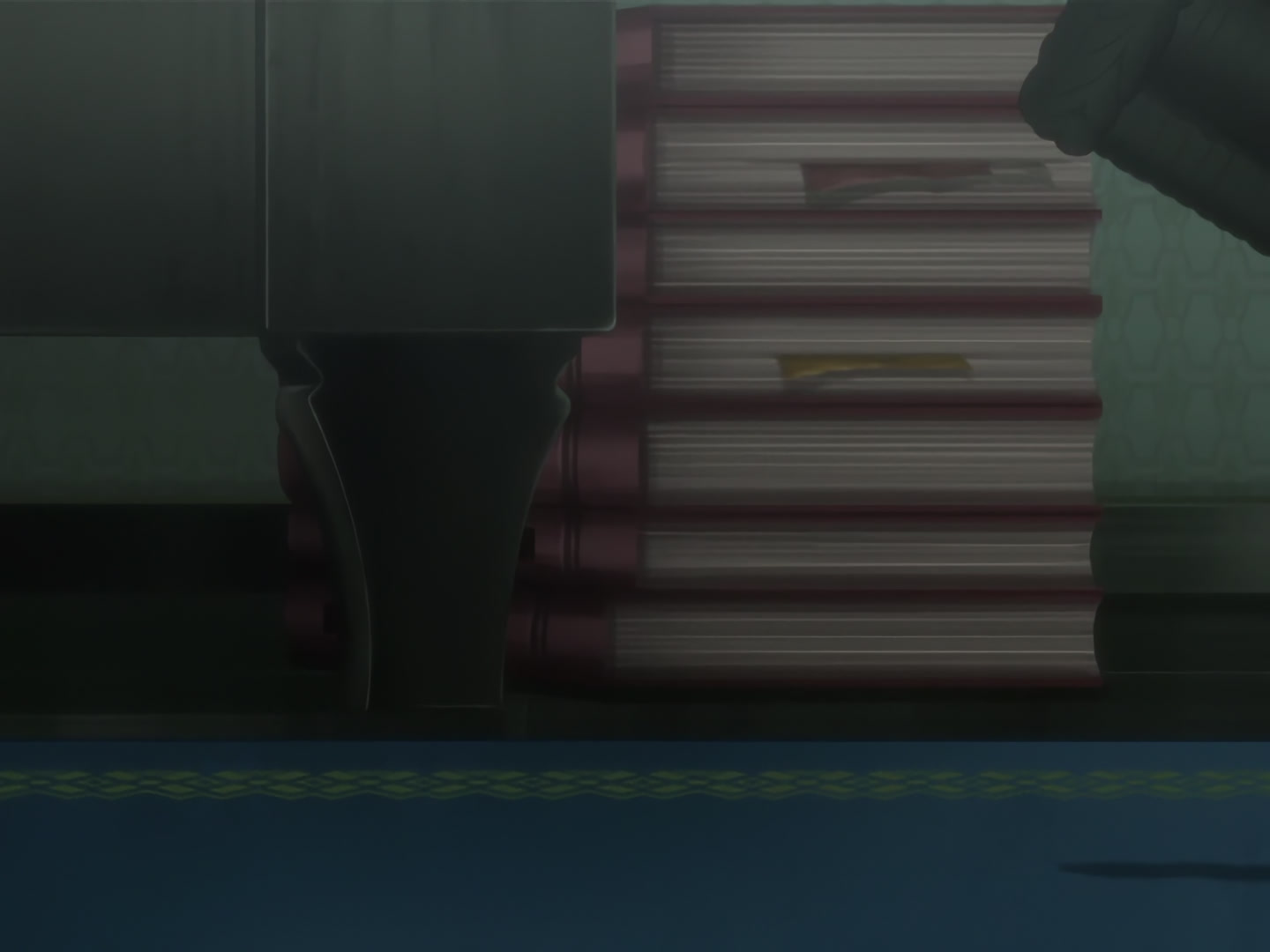 Blood+ Ep 18: Moon Over Ekaterinburg @ 06:01