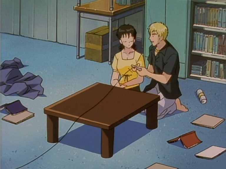 Great Teacher Onizuka Ep 5: An Eye for an Eye, a Butt for a Butt @ 09:43