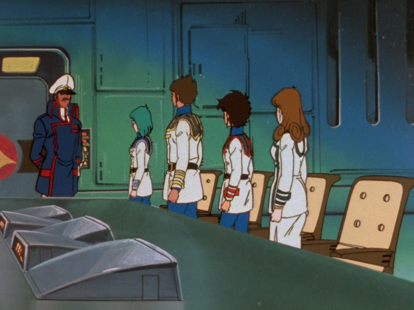 Super Dimension Fortress Macross Ep 13: Blue Wind @ 06:40