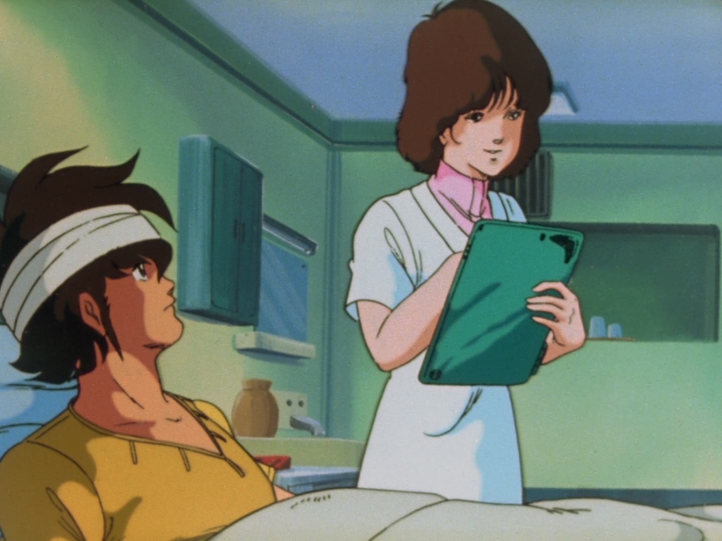 Super Dimension Fortress Macross Ep 18: Pineapple Salad @ 02:06