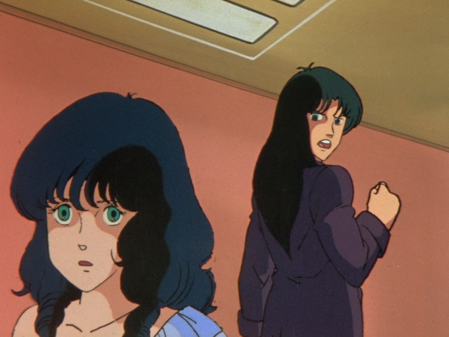 Super Dimension Fortress Macross Ep 29: Lonely Song @ 06:19